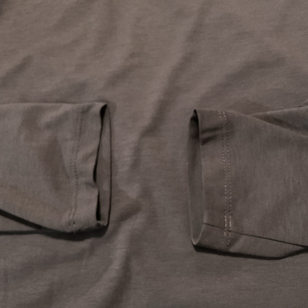 Cuts Men’s Henley Shirt Long Sleeve Dark Gray - Picture 10 of 10
